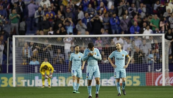 Xem Levantei ‘phá nát’ kỷ lục bất bại của Barcelona ảnh 1